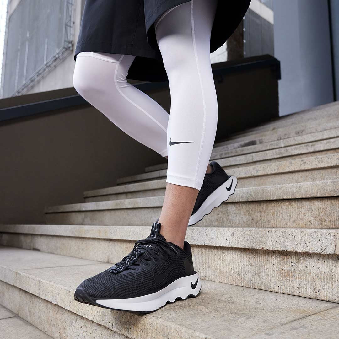 TENIS PREMIUM NIKE MOTIVA